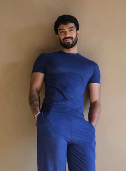 Men’s UltraFlex Fitted Performance Tee – Midnight Blue